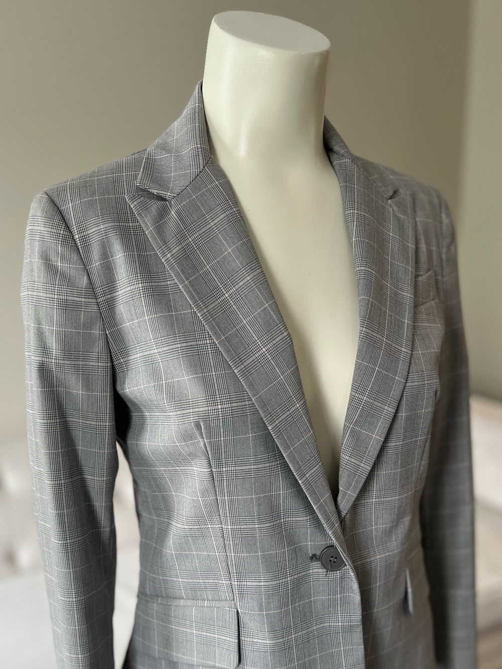 New York & Co. Plaid Blazer Suit Jacket Professional Business Casual Workwear